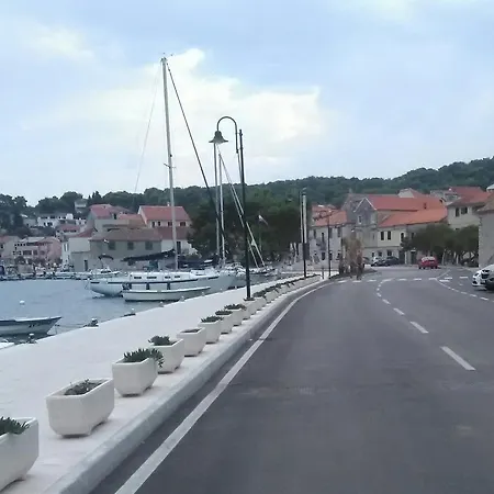 Vidacak Apartment Tisno