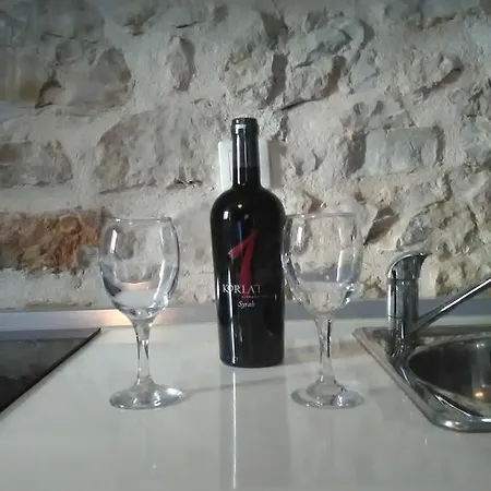 Vidacak Apartment Tisno
