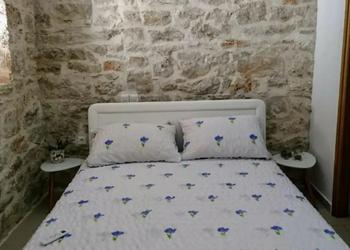 Vidacak Апартаменты Тисно